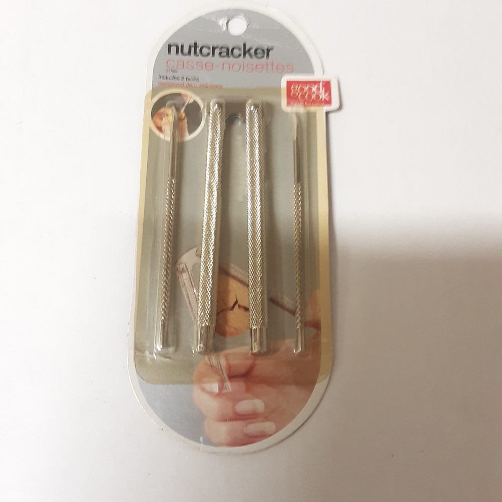 GOOD COOK NUTCRACKER NEW